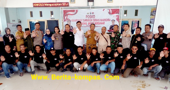 Satresnarkoba Bondowoso Sambut Tim Penilai Dari Direktorat Narkoba Polda Jatim di Kampung Bebas Narkoba Tegalampel