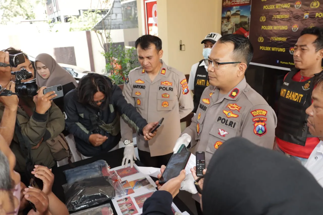 Polisi Berhasil Ungkap Penipuan,Tersangka Mengaku Pegawai Asuransi di Surabaya