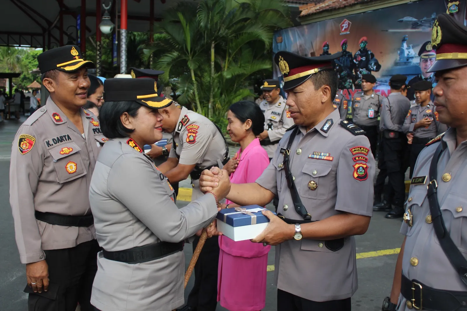Polres Bandara Ngurah Rai Gelar Acara Sertijab dan Pelantikan Pejabat Kasat Baru