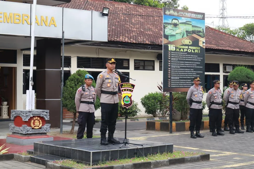 Arahan Apel Jam Pimpinan: Kesiapan Personil Menghadapi Pemilu Menjadi Penekanan Kapolres Jembrana