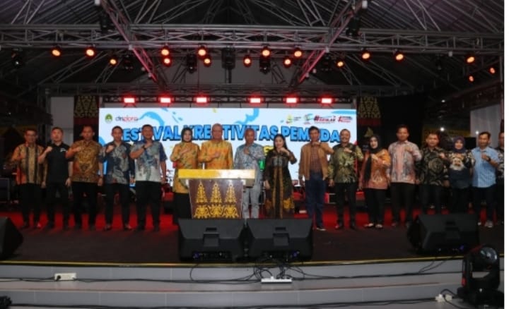 Pj Gubernur Kalbar Harisson Tutup Malam Festival Kreatifitas Napak Tilas Ketapang