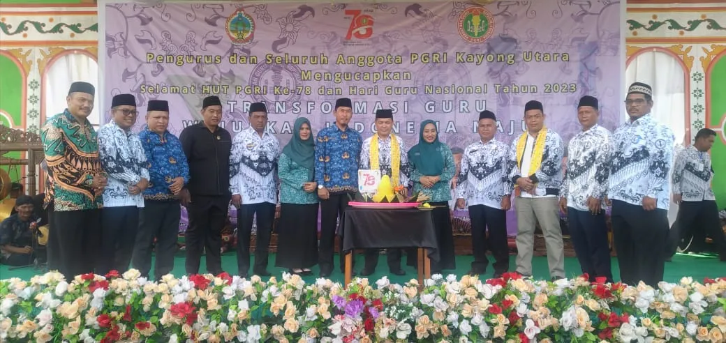 Romi Wijaya Apresiasi Perjuangan Guru Dalam Mencerdaskan Bangsa