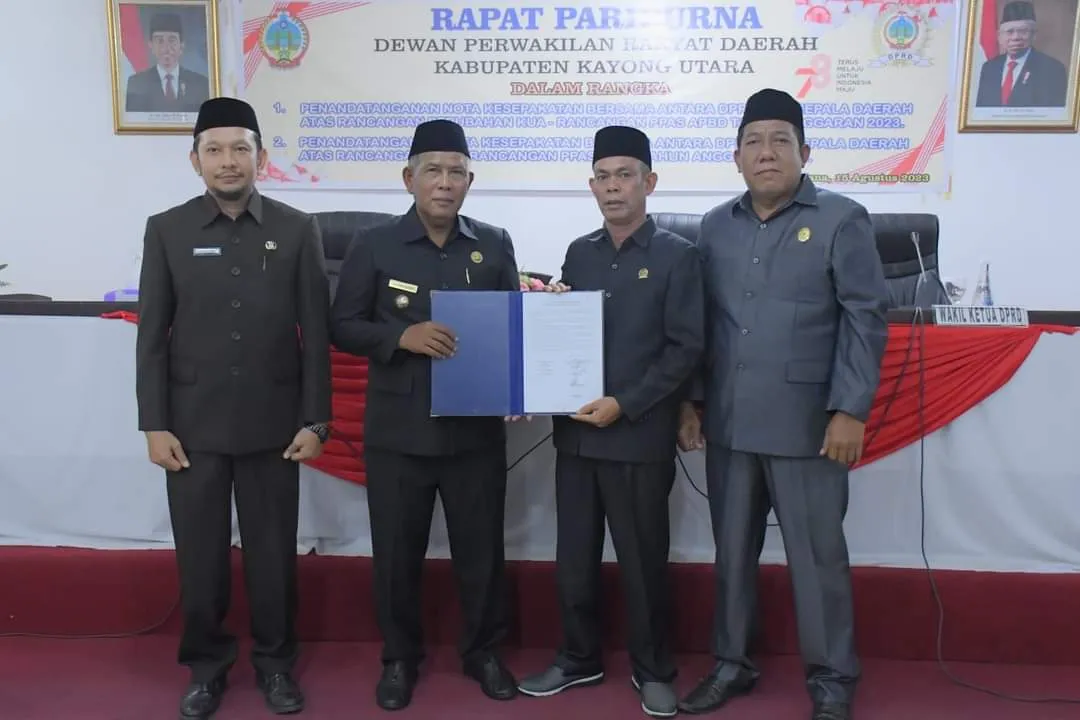 Bupati dan Pimpinan Dewan Perwakilan Rakyat Daerah (DPRD) Tandatangani Nota Kesepakatan Kebijakan Umum Perubahan
