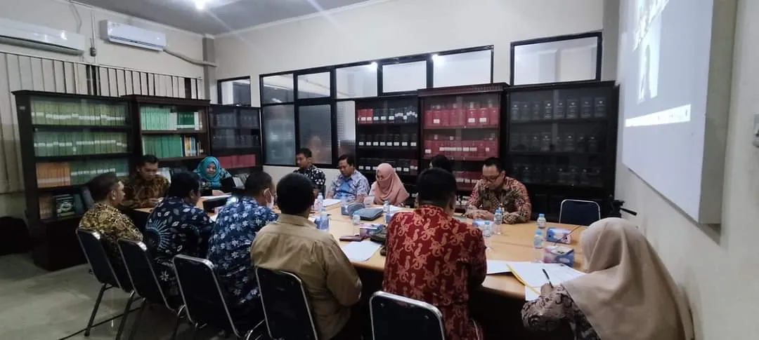 DPRD Kayong Utara Menggelar Rapat Paripurna Tentang Penetapan Perubahan Alat Kelengkapan Dewan