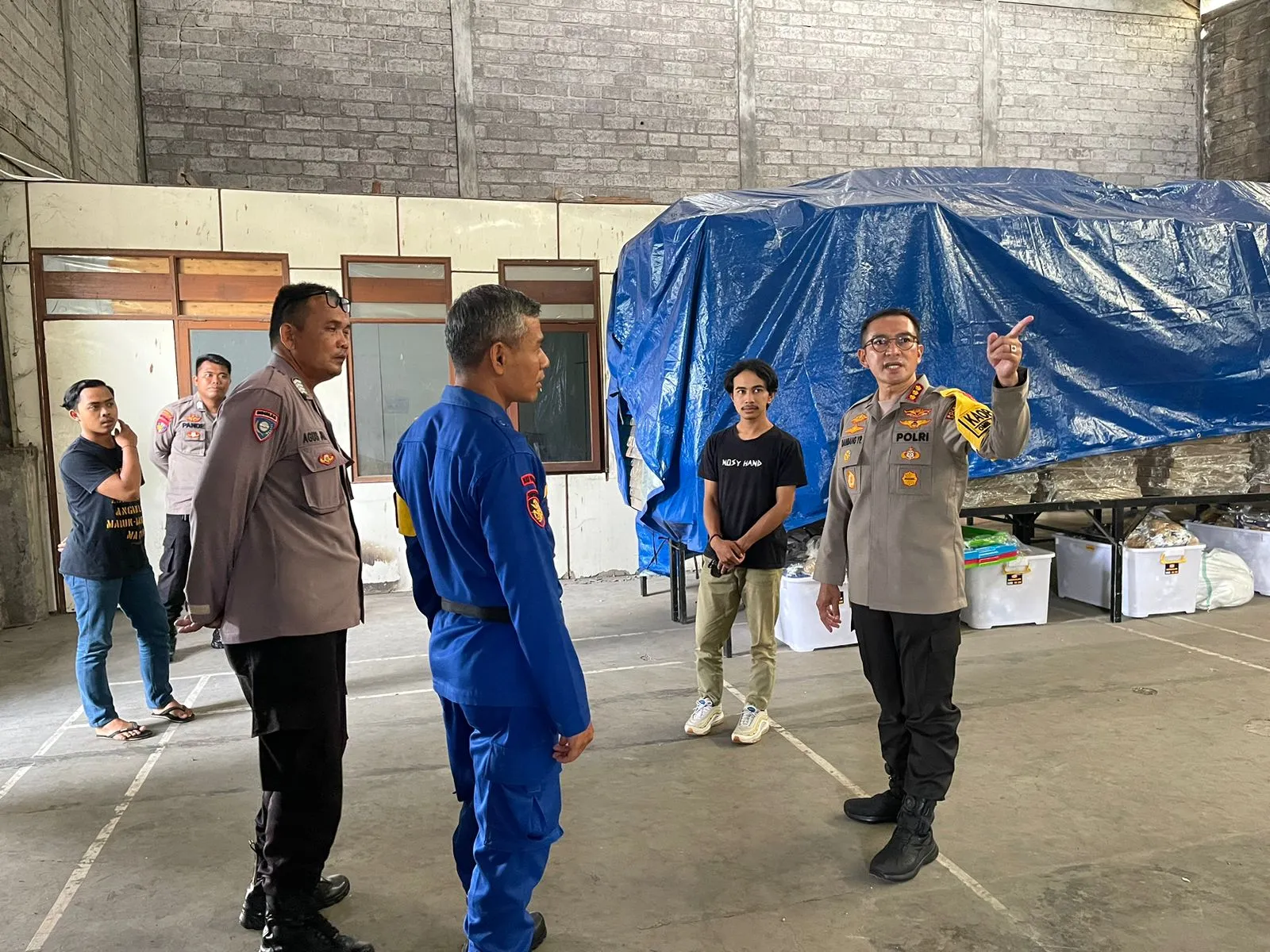 Kapolresta Denpasar Tinjau Proses Cetak Surat Suara Pemilu 2024 Di PT. Temprina Media Grafika