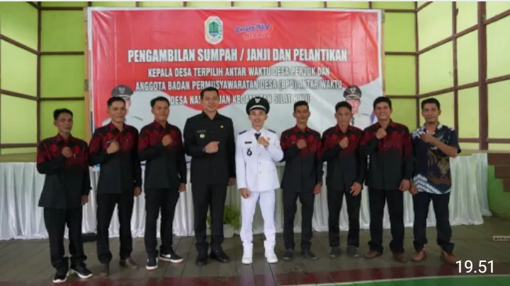 Bupati Kapuas Hulu, Kepala Desa Harus Melayani Masyarakat Tanpa Memandang Status