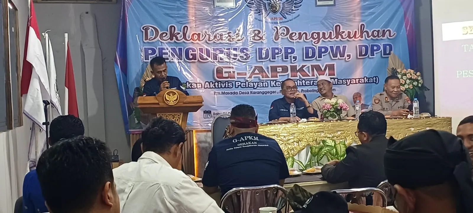 Deklarasi Pengukuhan dan Ikrar Pengurus Lembaga Swadaya Masyarakat Jaringan Aktivis Probolinggo (G-APKM) Berjalan Aman