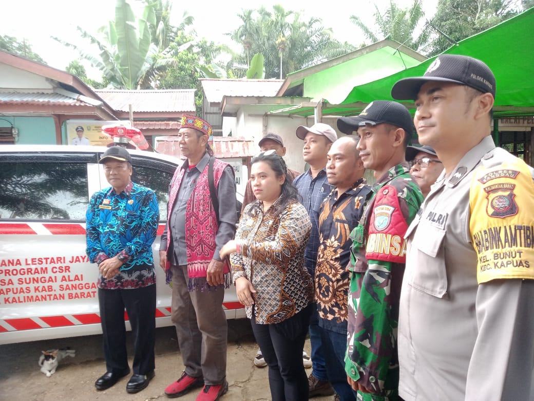PT Wana Lestari Jaya Sumbang Ambulance Untuk Desa Sungai Alai