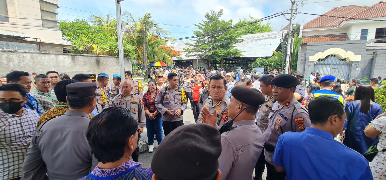 Tim Supervisi Mabes Polri, Cek Pengamanan Gereja Katedral