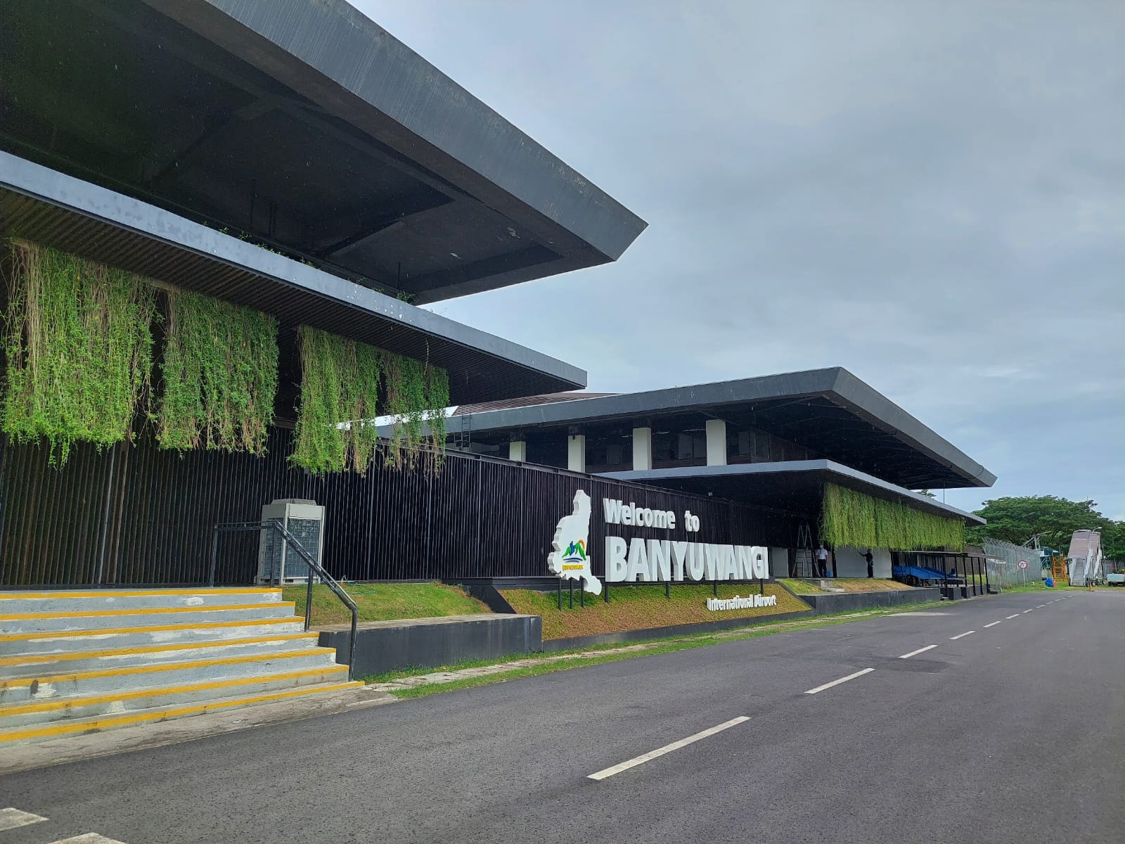 Pertama di Indonesia, Bandara Banyuwangi Raih Sertifikasi Bandara Ramah Lingkungan dari Green Building Council Indonesia