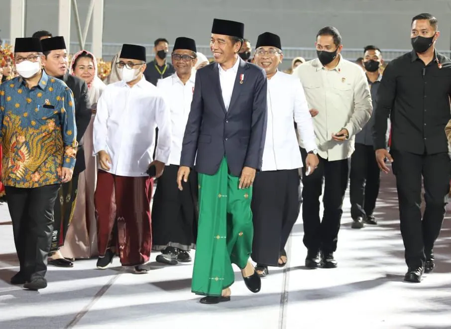 Presiden Jokowi Kunjungi Banyuwangi, Dialog dengan Penerima Sertifikat TORA dan Tinjau Penyaluran BLT El Nino