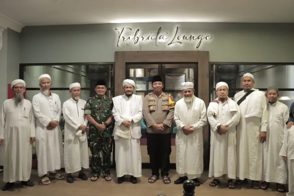 Komjen Pol Purn Anton Bachrul Alam Sambangi Polresta Malang Kota
