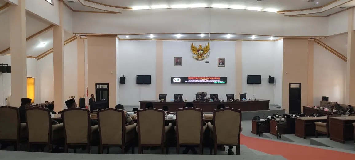 DPRD Sampang Gelar Rapat Paripurna Tentang Nota Penjelasan Bupati Terhadap Raperda Inisiatif dan Eksekutif