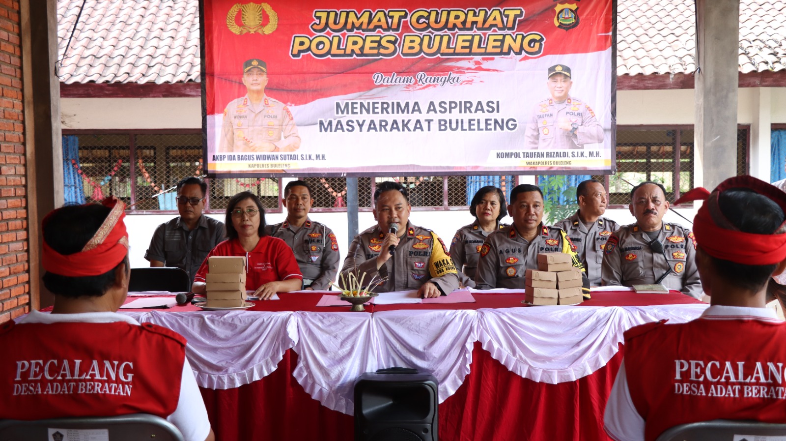Polres Buleleng, Kembali Jum'at Curhat Dalam Rangka Menyerap Informasi Jaga Kamtibmas Ditahapan Pemilu 2024