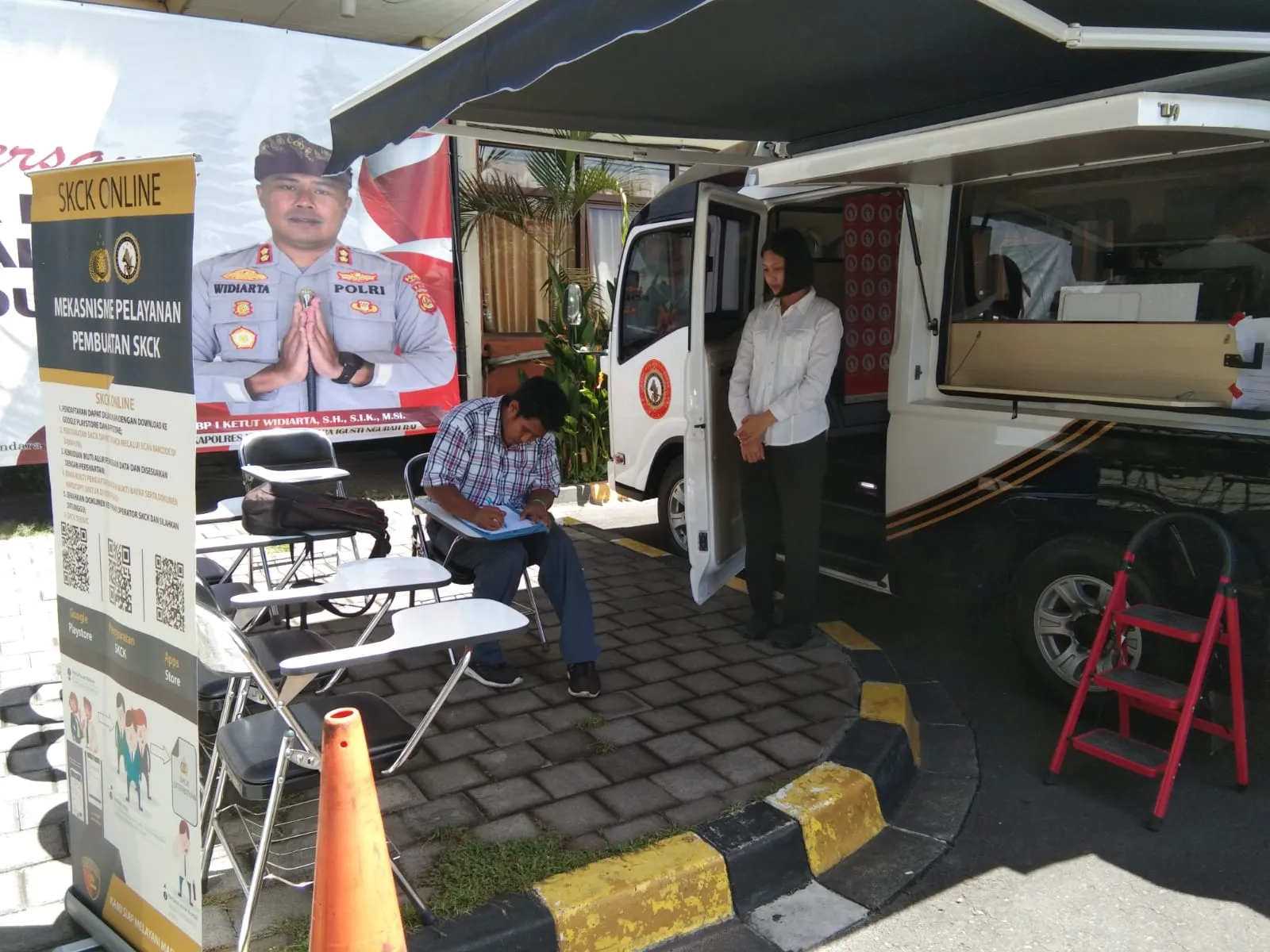 Pelayanan Mobil SKCK Keliling Kini Hadir di Bandara Ngurah Rai
