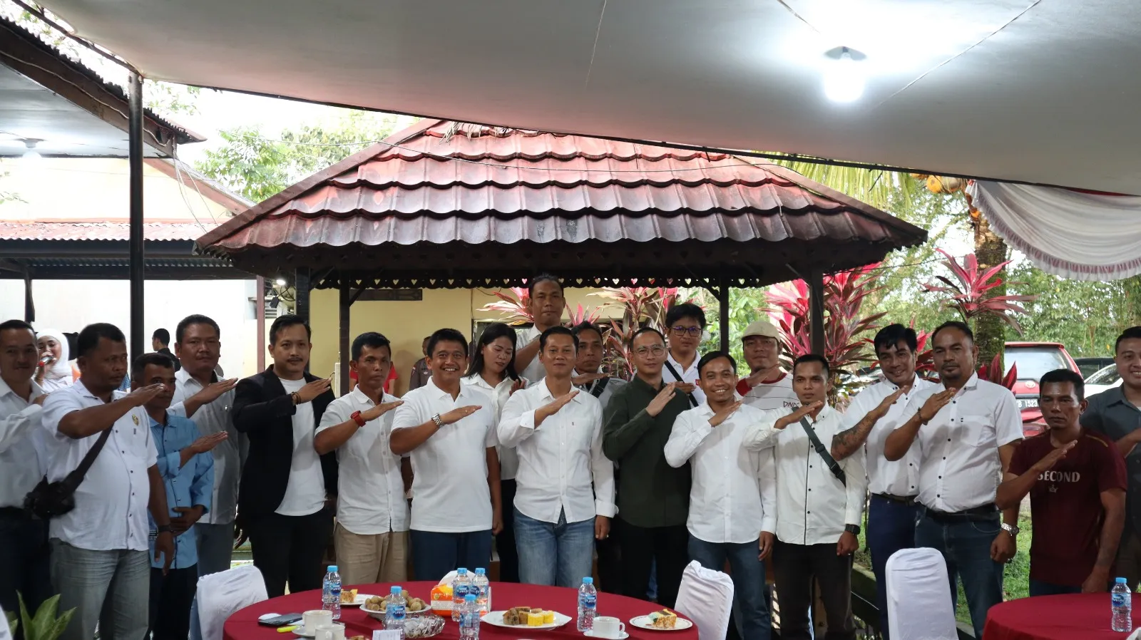 Hari Pers Nasional 2024,Kapolres Bengkayang Beri Kejutaa Kepada Rekan-rekan Awak Media Bengkayang, Berlangsung Meriah