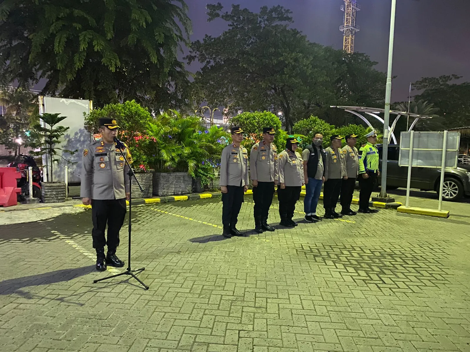 Kapolres Metro Jakarta Timur Gelar Apel Gabungan Cipta kondisi