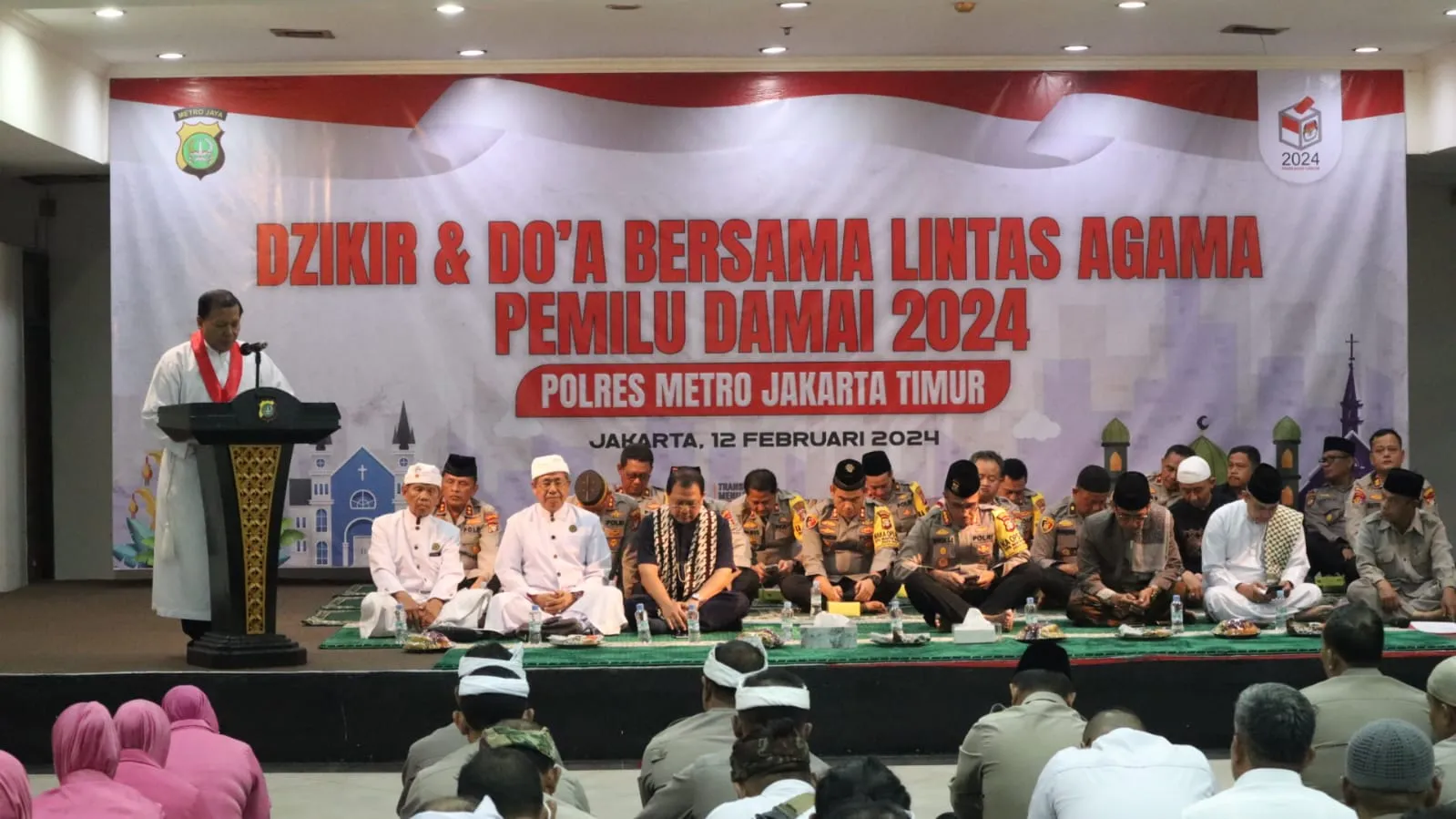 Dzikir dan Doa Bersama Lintas Agama Pemilu 2024 Yang Damai Polres Metro Jakarta Timur