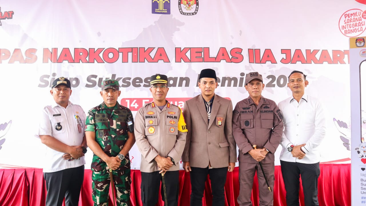 Kapolres Bersama Dandim Patroli Bersama Amankan Pemungutan Suara di TPS Khusus di Wilayah Jakarta Timur