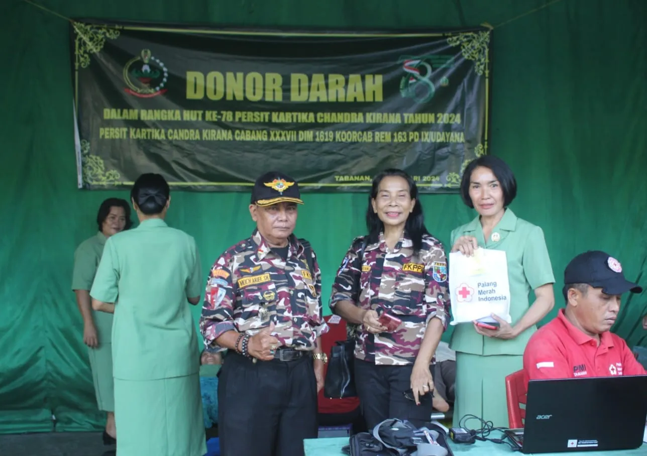 Meriahkan HUT Persit KCK ke-78, Persit KCK Cabang Kodim 1619 Tabanan Gelar Giat  Bakti Sosial Donor Darah