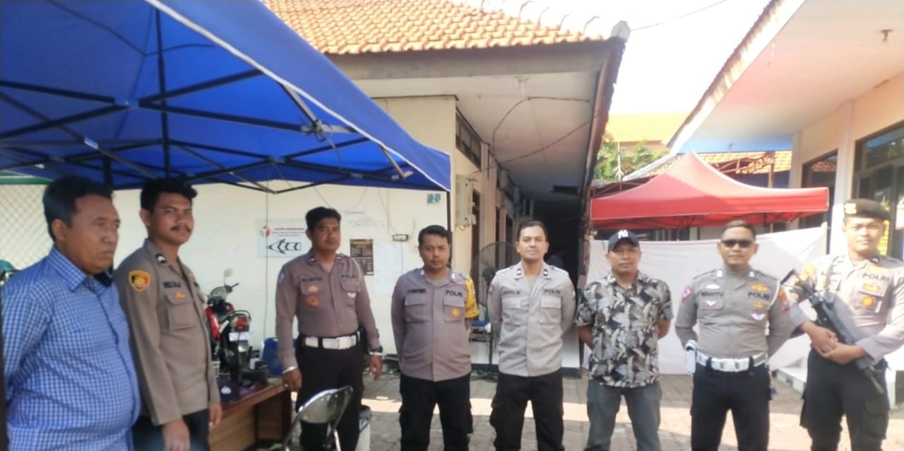 PPK Simokerto Rekapitulasi Suara TPS 4 Kelurahan di Jaga Ketat TNI Polri Satpol PP