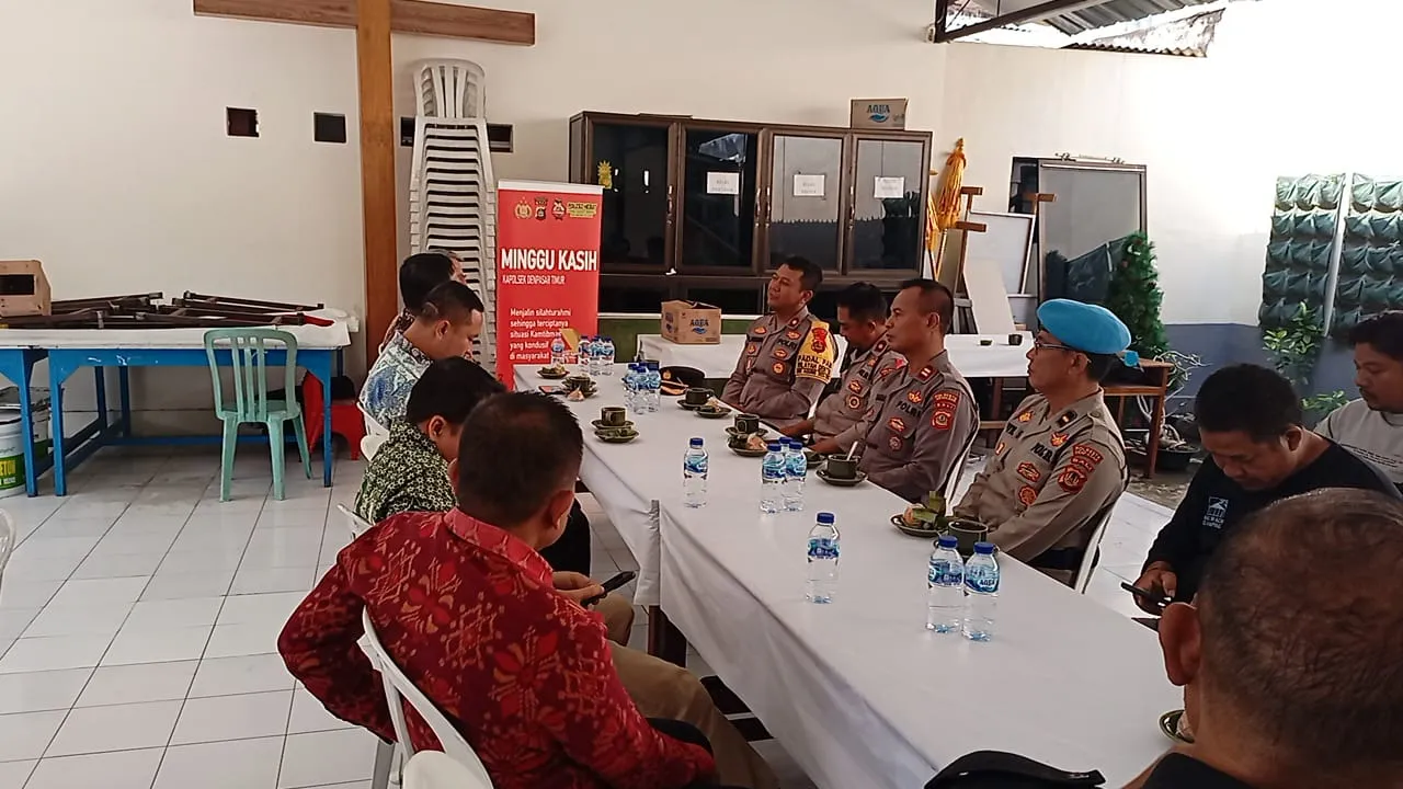 Polresta Denpasar Jalin Kerjasama Harmonis Dengan Jemaat Gereja Kemah Injil Dalam Giat Minggu Kasih