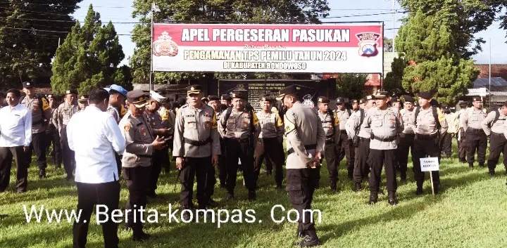 Apel Pelepasan Anggota Dalam Pengamanan Pemilu 2024 di Gelar Polres Bondowoso