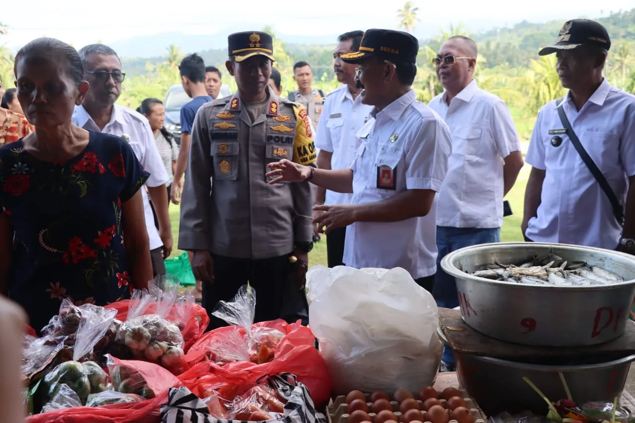 Kapolres Karangasem Hadiri Giat Pasar Murah Untuk Antisipasi Jelang Hari Raya Kuningan Nyepi dan Bulan Suci Ramadhan