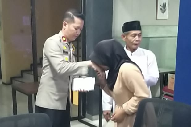Sambut Bulan Suci Ramadhan, Jumat Peduli Polsek Cakung Santunan Anak Yatim