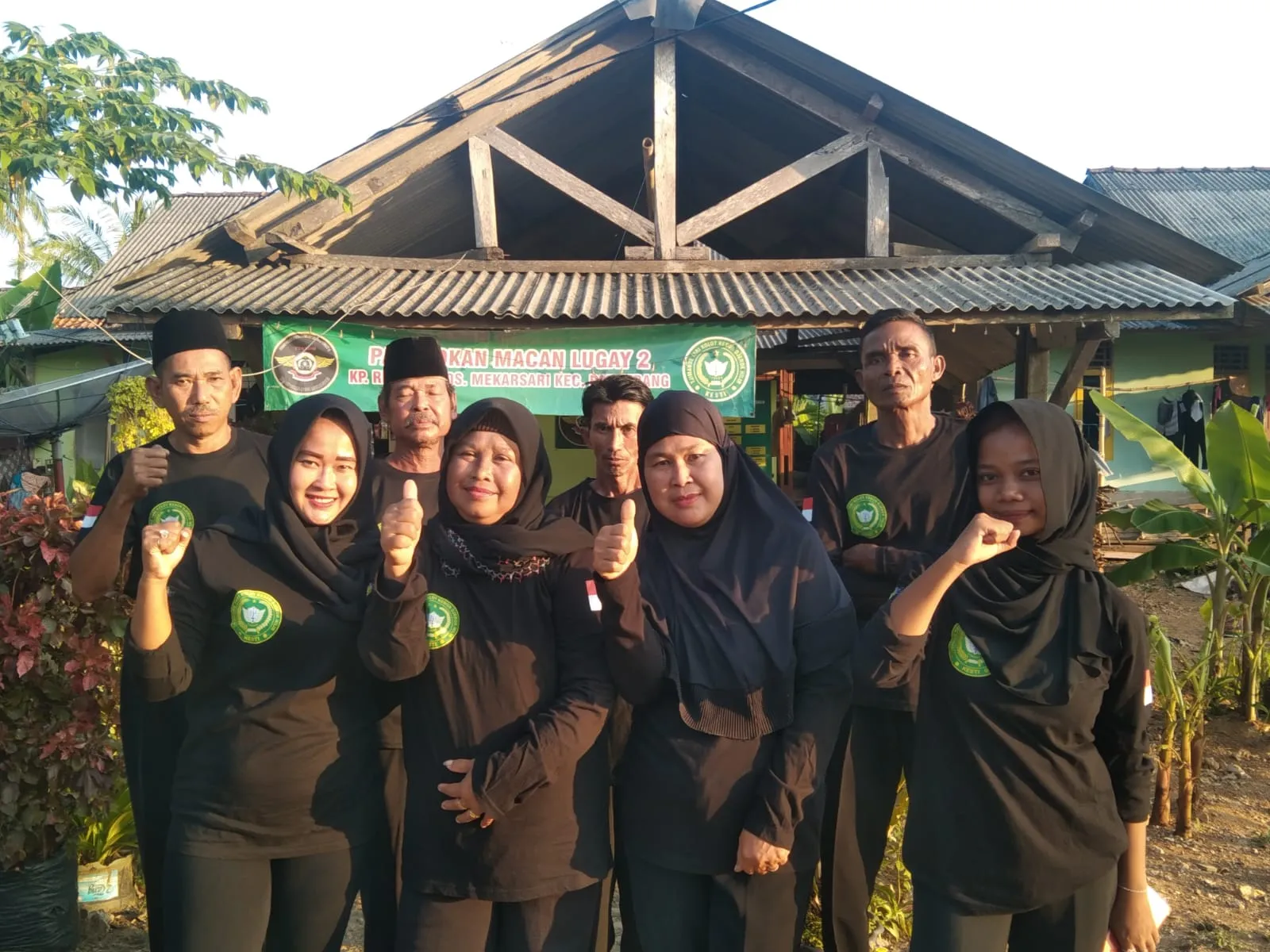 Padepokan TTKKDH Padepokan Pencak Silat Macan Lugay 2 Fokus Lestarikan Tradisi