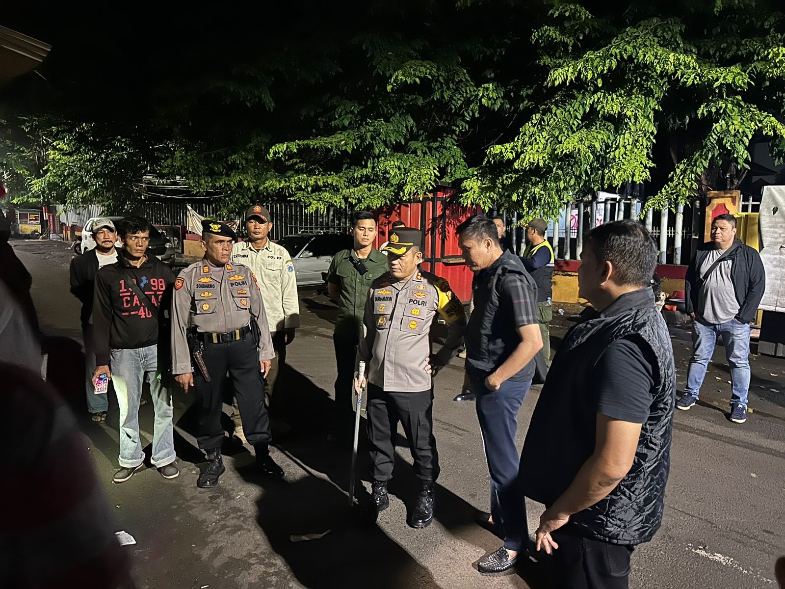 Antisipasi Gangguan Keamanan, Wakapolres Pimpin Patroli mobile Dalam Operasi Cipta Kondisi