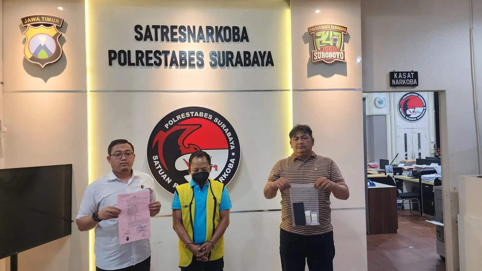 Lagi-lagi Satresnarkoba Polrestabes Surabaya, Berhasil Bekuk Pelaku Penyalahgunaan Narkotika Janis Sabu 