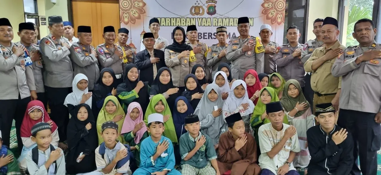 Kebersamaan dan Kebaikan Polsek Kawasan Sunda Kelapa Gelar Buka Puasa Bersama dan Santunan Anak Yatim