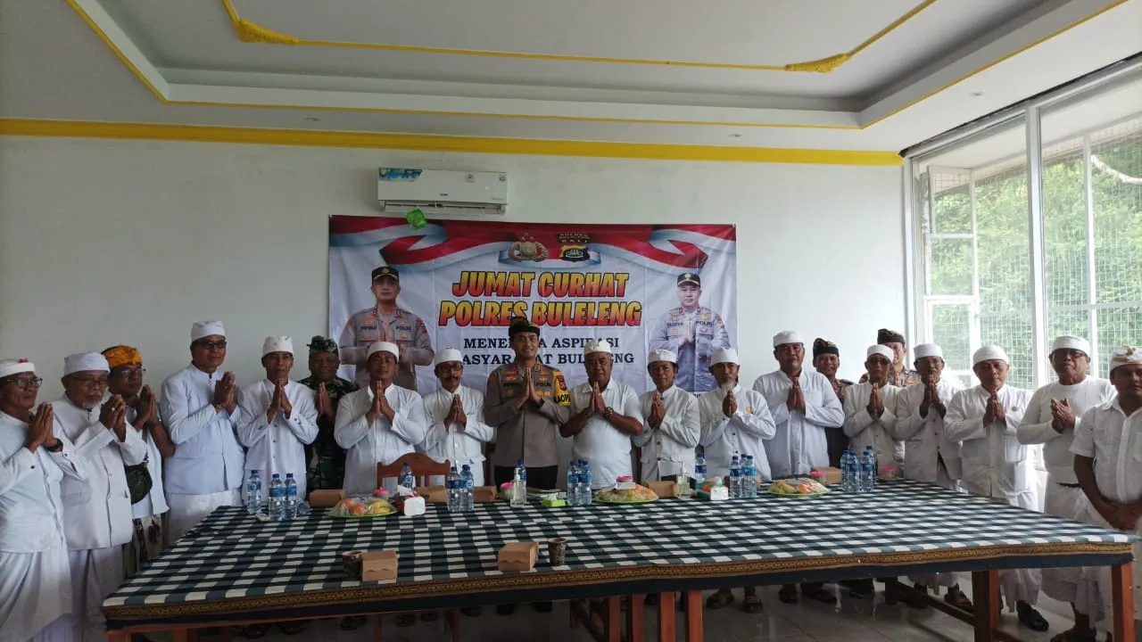 Kapolres Buleleng Jumat Curhat Dengan Warga Masyarakat Desa Banyupoh Kecamatan Gerokgak