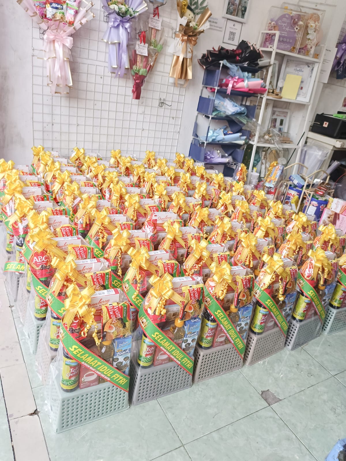 AW Bucket Surabaya Buat Gebrakan Baru, Luncurkan Parcel Murah 49.000 Ribu Per Parcel
