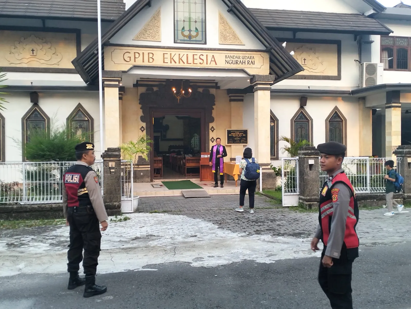Polres Bandara Ngurah Rai Siapkan Pengamanan Ibadah Minggu Gereja Ekklesia