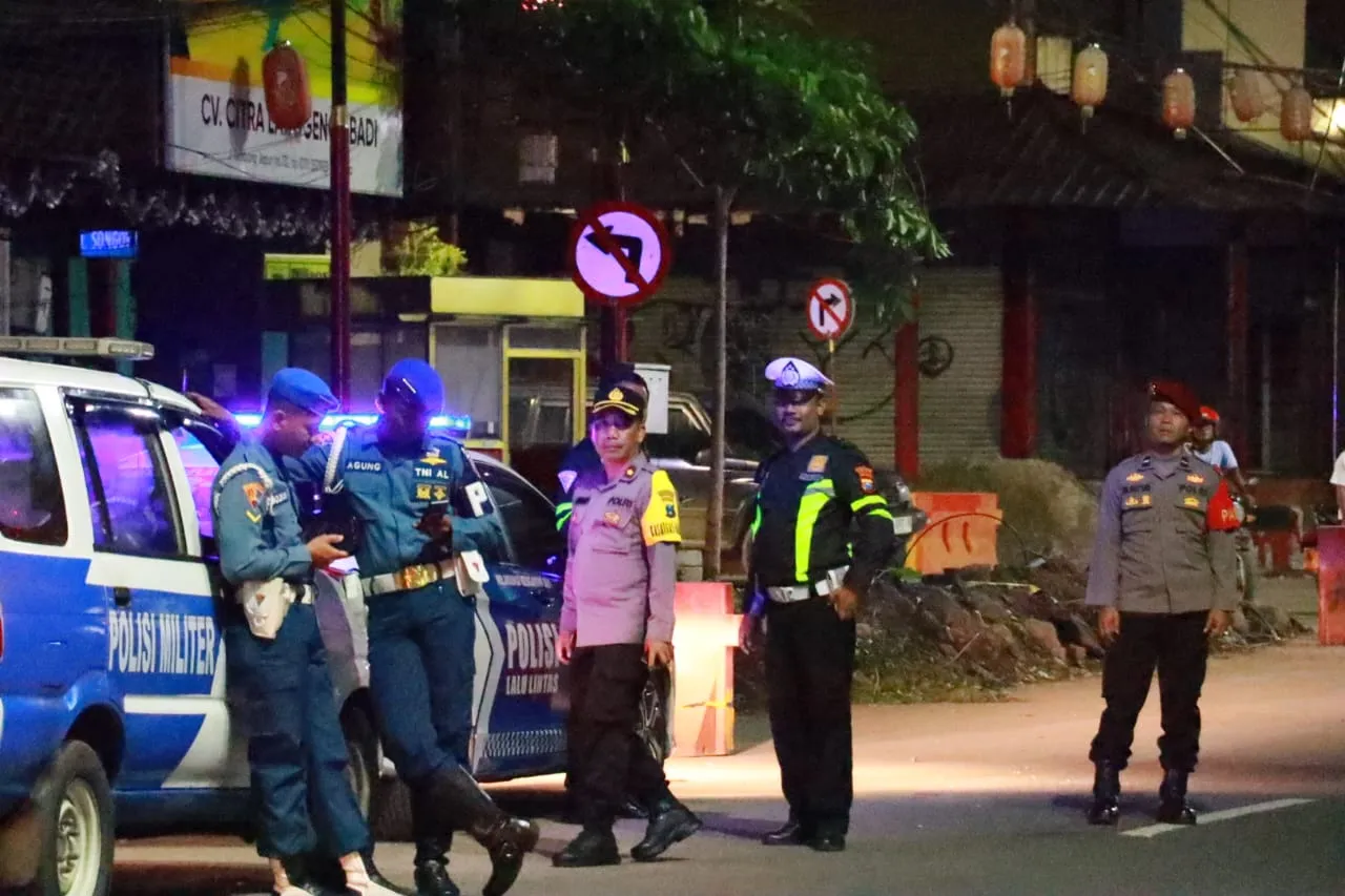Harkamtibmas di Bulan Ramadhan Polres Pelabuhan Tanjung Perak Gelar Patroli Skala Besar