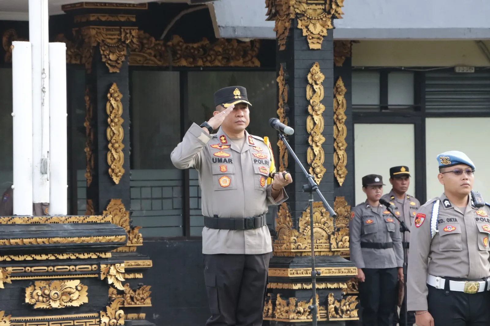 Kapolres Kungkung Pimpin Upacara Bendera Dalam Rangka Hari Kesadaran Nasional