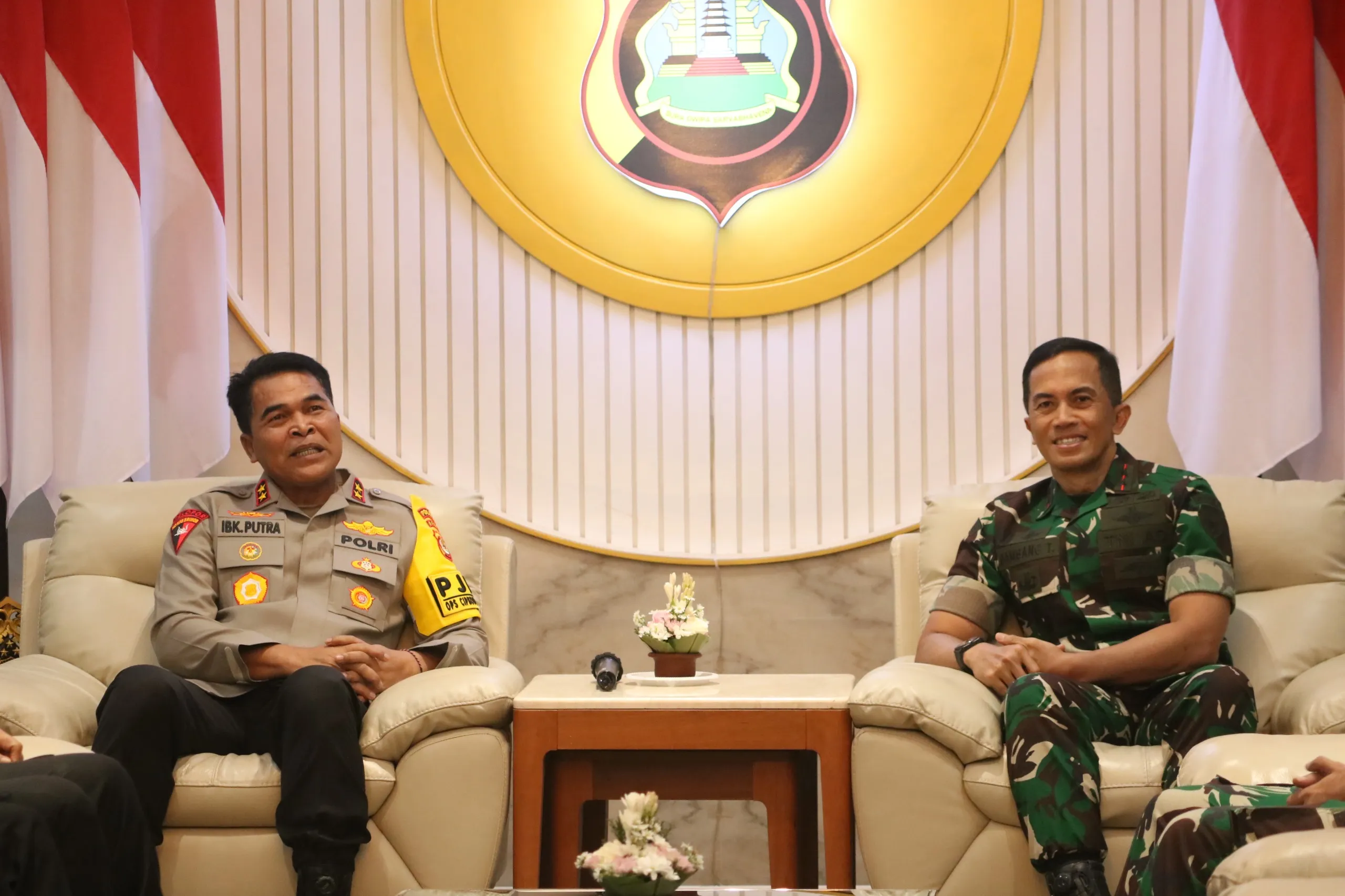 Kapolda Bali Terima Kunjungan Pangdam IX/Udayana