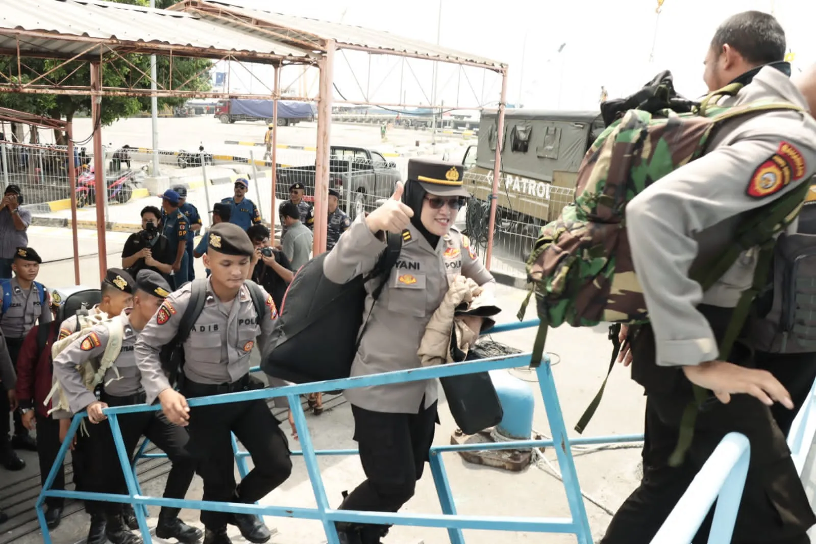 Polres Gresik Libatkan Tim Trauma Healing Untuk Korban Gempa di Pulau Bawean