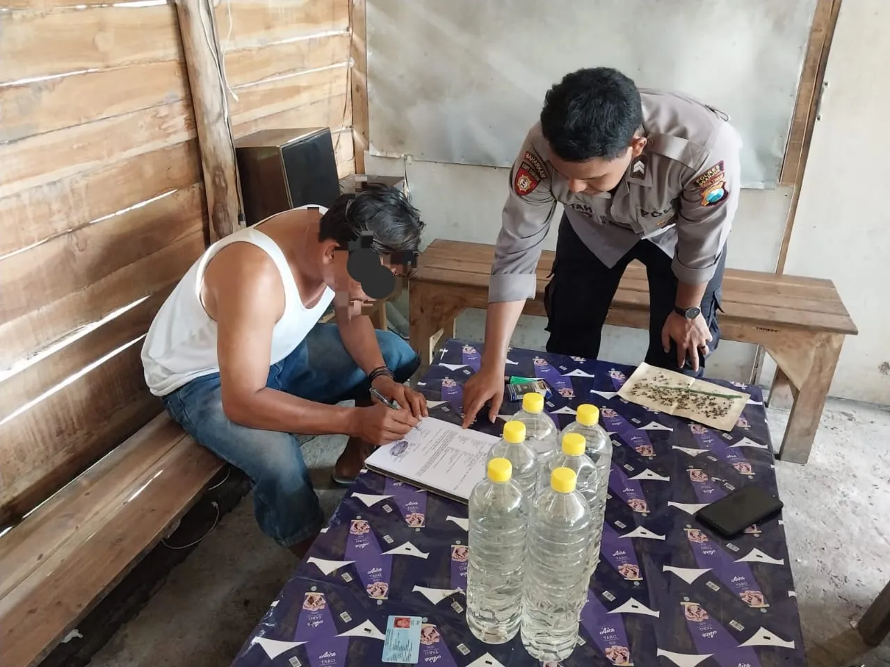 Polres Nganjuk Sita Ribuan Liter Miras Dalam Operasi Pekat Semeru 2024 Untuk Menjaga Kondusivitas Selama Ramadan