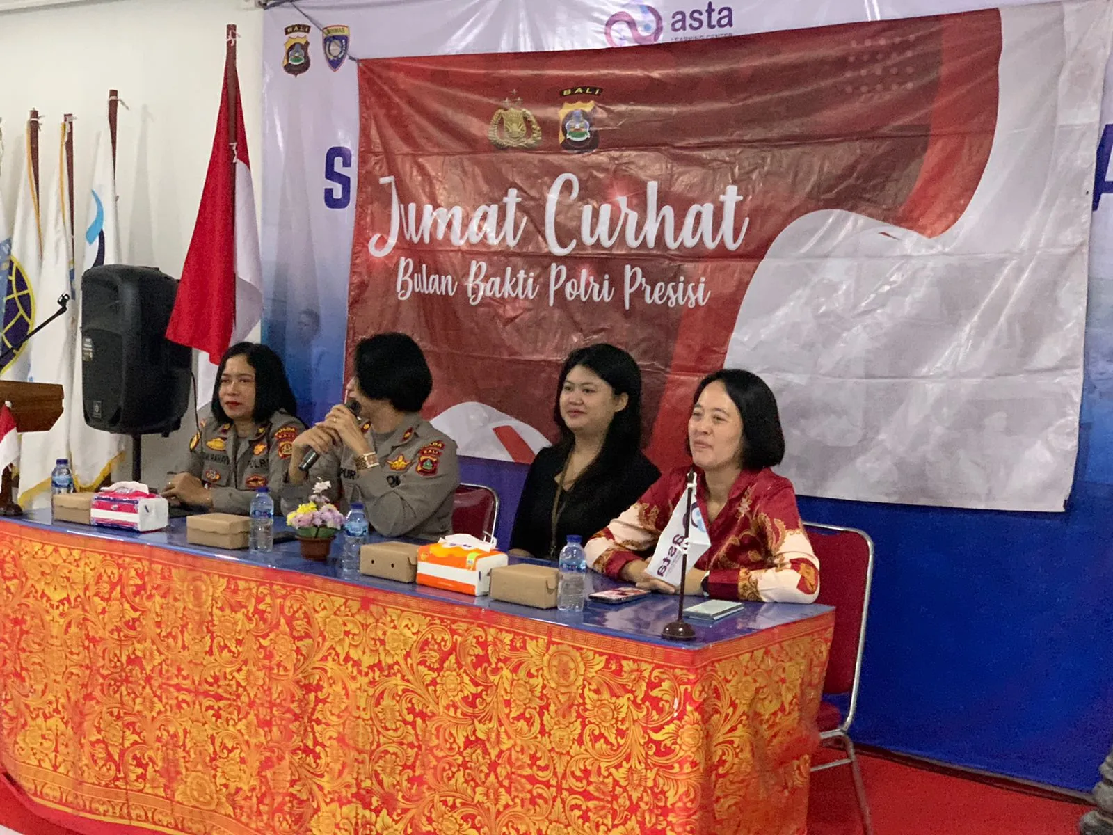 Polda Bali Gelar Jumat Curhat di Asta Learning Center