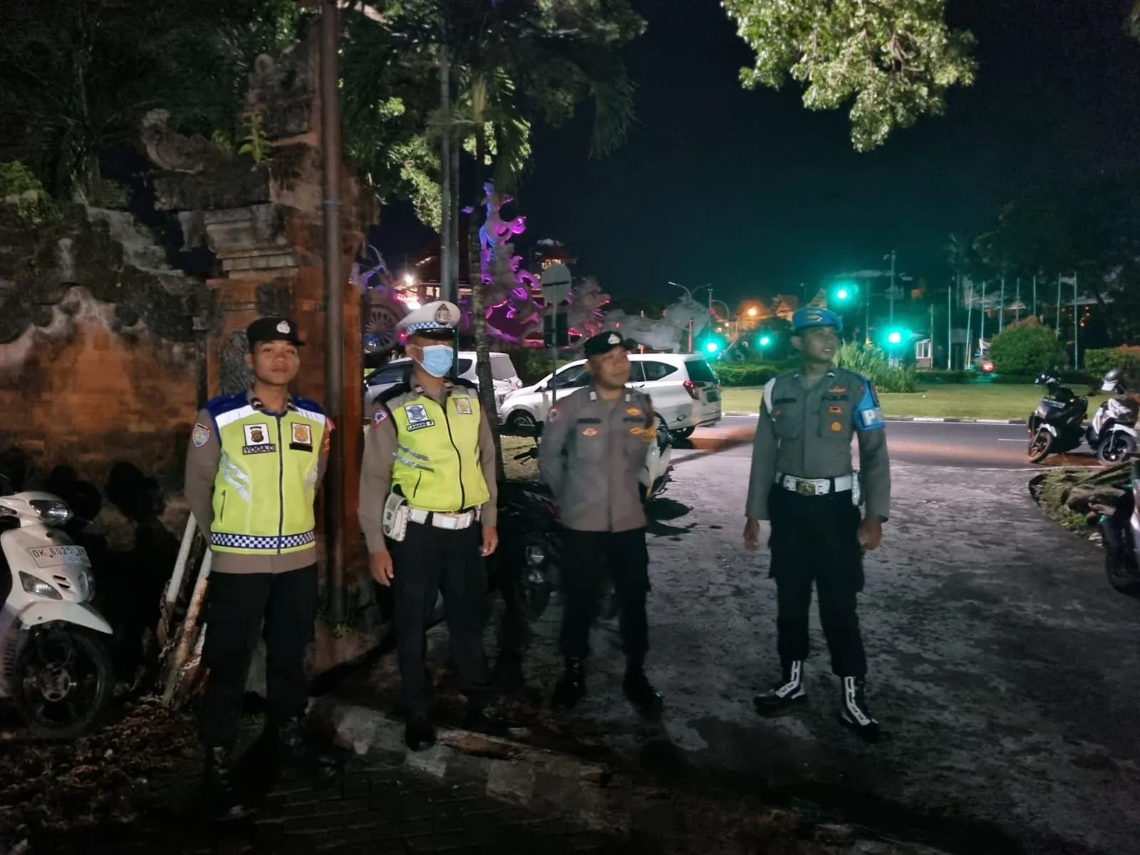 Dari Mulai Subuh Polres Bandara Ngurah Rai Lakukan Pengamanan Ibadah Paskah