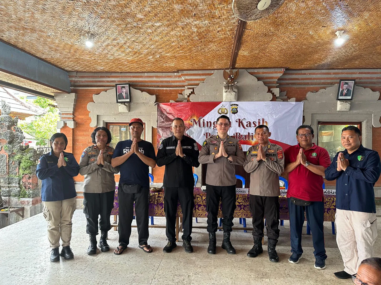 Polda Bali Gelar Program Minggu Kasih Bertempat di Bale Banjar Jenah Peguyangan Kangin