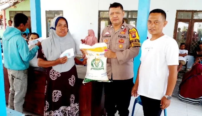 Kades Pasarejo: Bantuan Beras CPP Mampu Menjaga Stabilitas Harga Pangan di Pasar
