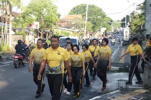 Polres Klungkung Galang Semangat Kesehatan Melalui Olahraga Bersama