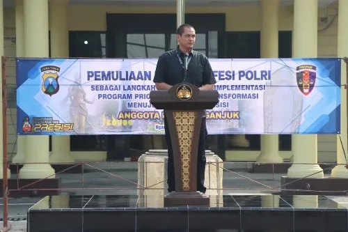Tim Bidpropam Polda Jatim Gelar Gaktiblin Anggota di Polres Nganjuk