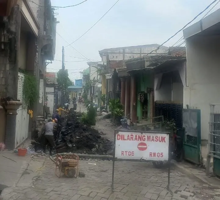 Pembangunan Paving dan Uditch Diduga Tidak Sesuai RAB Terkesan Proyek Asal Asalan