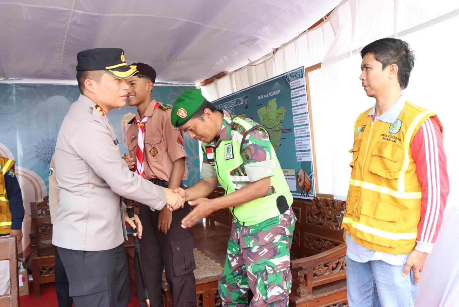 Pengecekan Pos Pam dan Pos Yan Operasi Ketupat Semeru 2024, Kapolres Nganjuk Pastikan Semua Siap