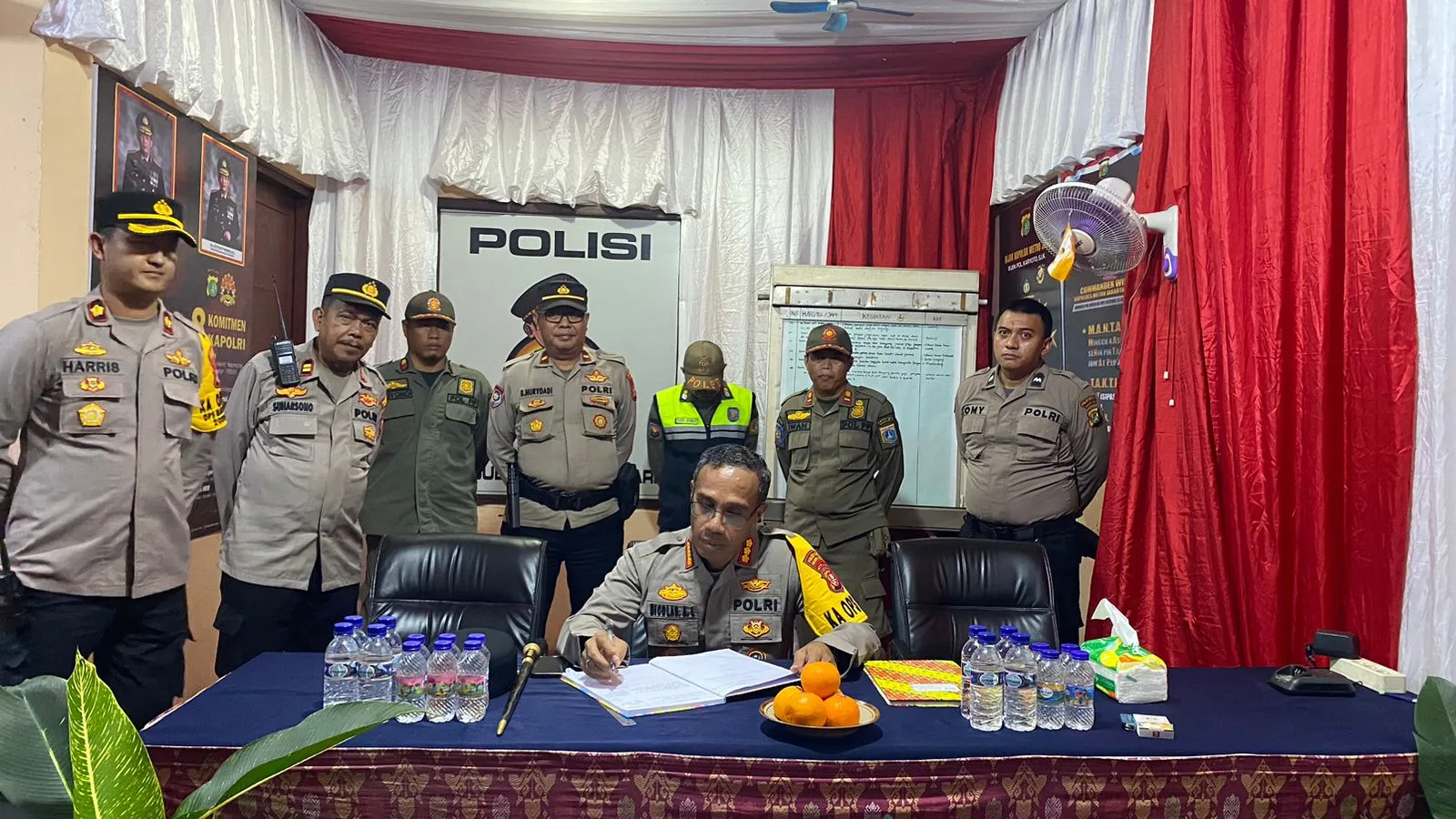 Kapolres Metro Jakarta Timur Cek Pos Pengamanan Dan Posyan Dalam Mudik Lebaran 2024